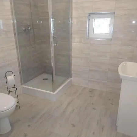 Ranczo U Jarka Jezyce